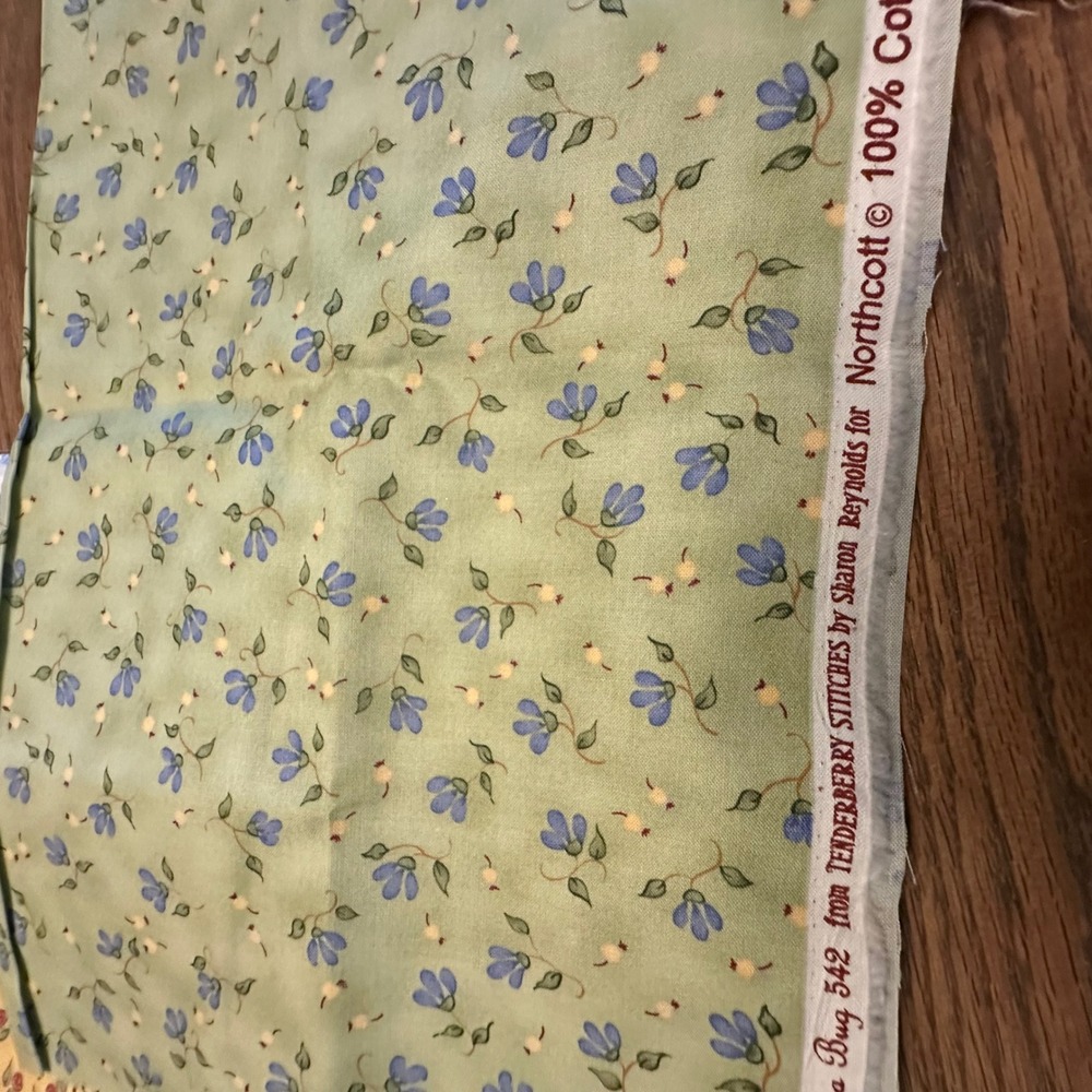 Northcott Pocketful of Posies Floral Cotton Fabric Fat Quarter Bundle 6pc Set - Picture 11 of 12